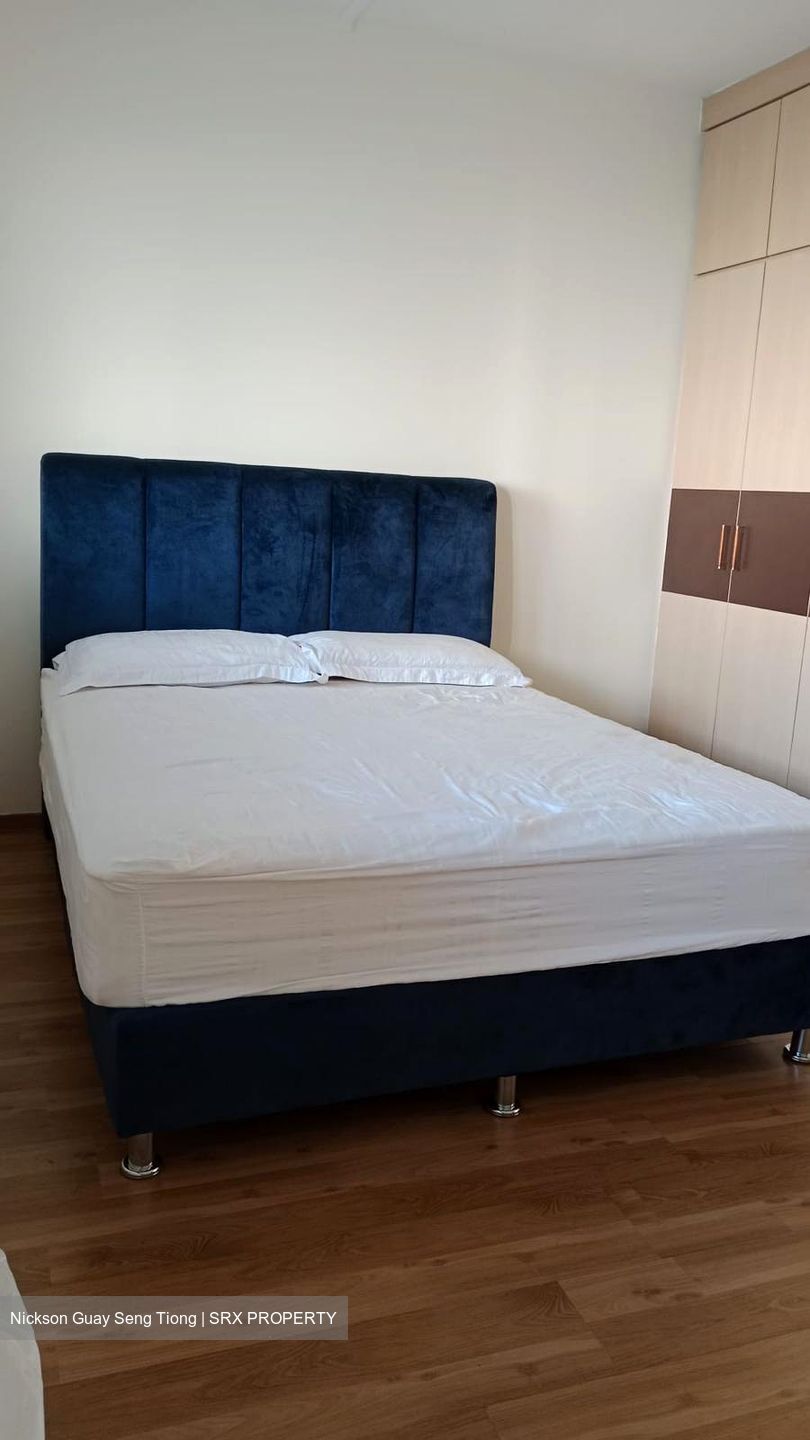 Blk 556 Jurong West Street 42 (Jurong West), HDB Executive #519946221